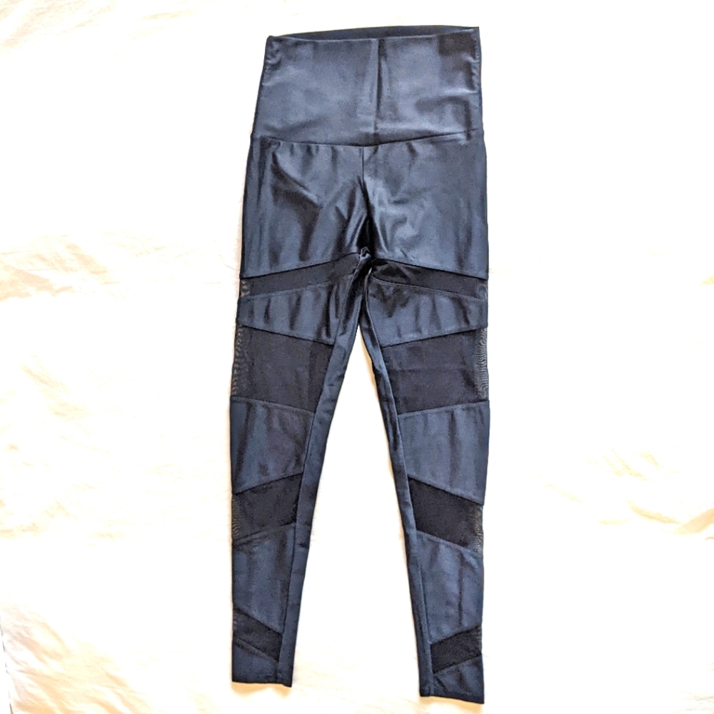 Onzie Black w Mesh Leggings / Athletic Tights